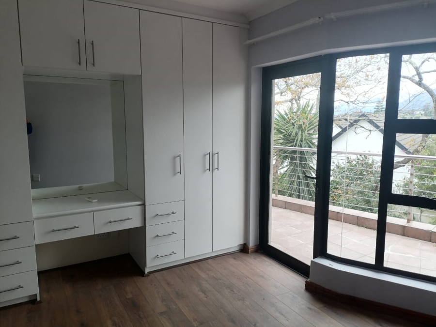 To Let 3 Bedroom Property for Rent in Braeview Western Cape